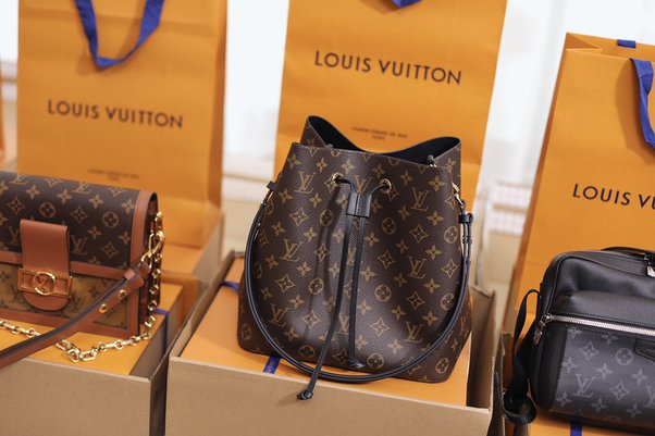 Louis Vuitton Handbag Alma Damier Premium Bag (J1643)